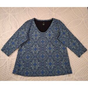 J Jill Forward-Seam Tee Womens Large Blue Medallion Tile 3/4 Sleeve V-Neck Top